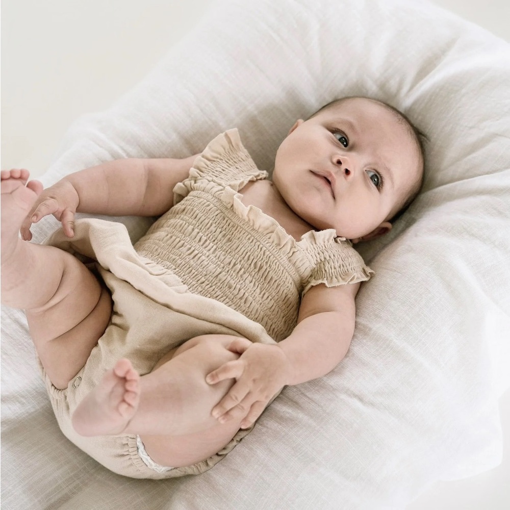 Oat Co Petal Garden Romper Size 6-12M